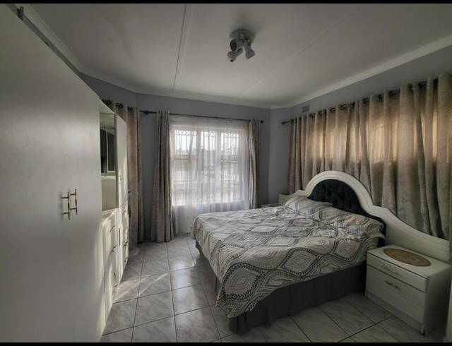 4 BEDROOM HOUSE FOR SALE IN DAWNCREST